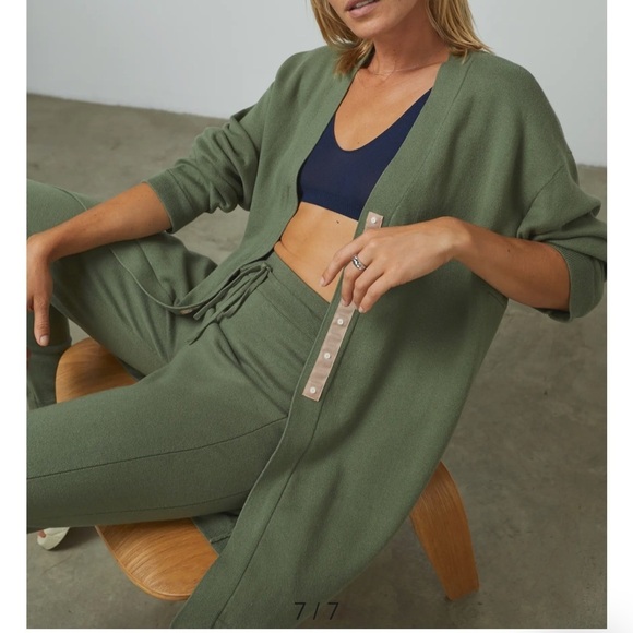 NWOT Lunya Cozy Cotton, Silk Blend Cardigan Humble Green Women’s L/XL Oversized - Picture 1 of 15
